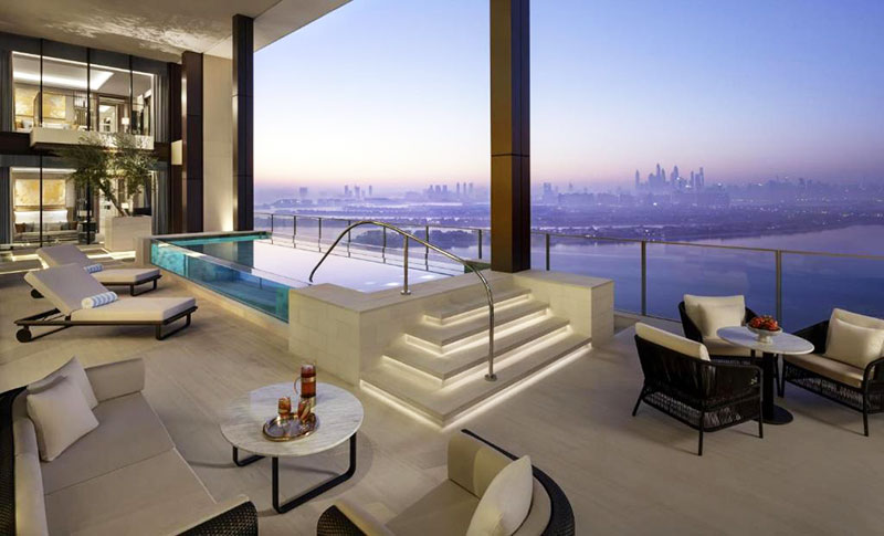 9 Best Hotels in Palm Jumeirah Dubai for a Luxurious and Relaxing Stay