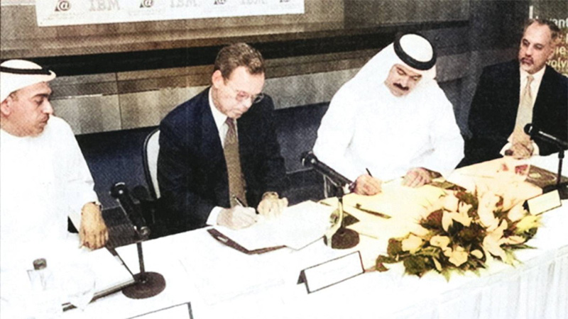 شراكة مبكّرة بين دبي وIBM .. قصة أول مركز بيانات في مدينة دبي للانترنت عام 2001