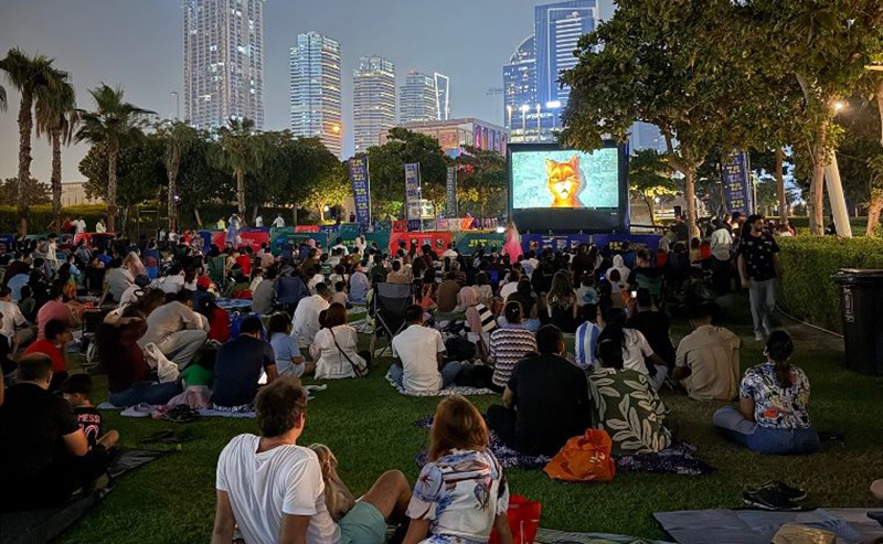 أبراج بحيرات الجميرا