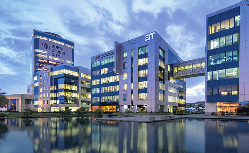 معرض بيغ باد وولف يعود إلى دبي بملايين الكتب وأسعار تبدأ من درهمين